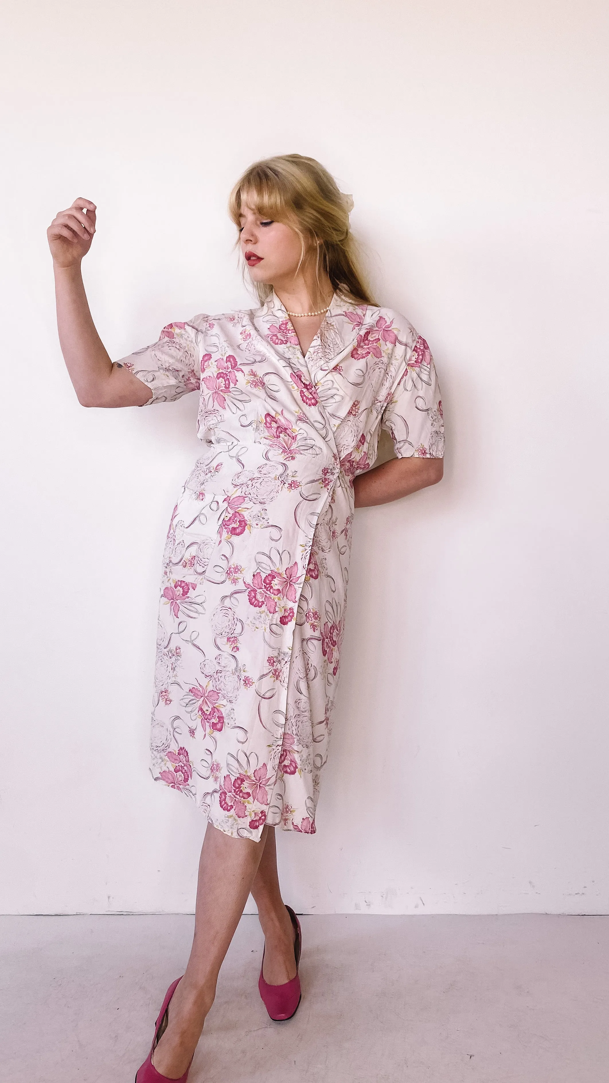 1940s Brush Pen Pink Floral Wrap Dress, sz. M