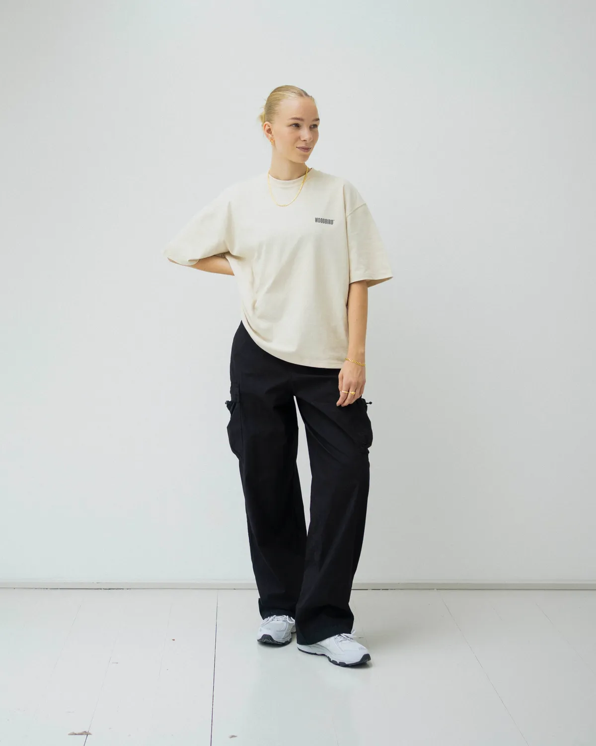 Anna Vilma - Cropper Cargo Pants - Black