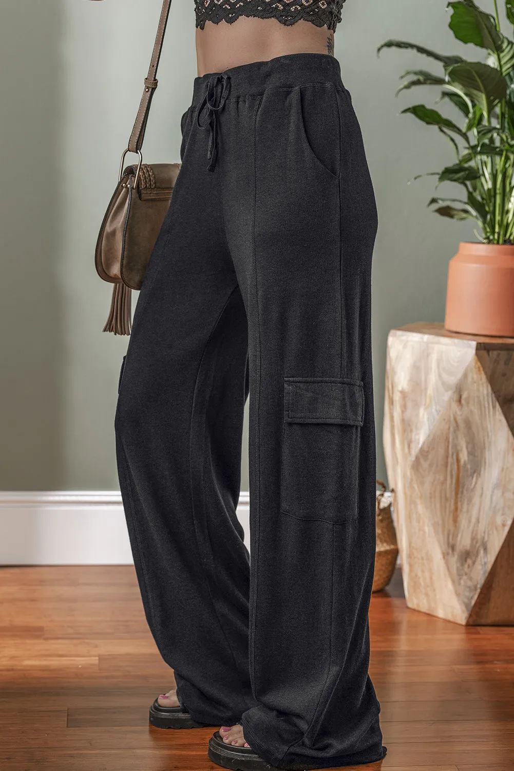 Cargo Pockets Drawstring Sweatpants