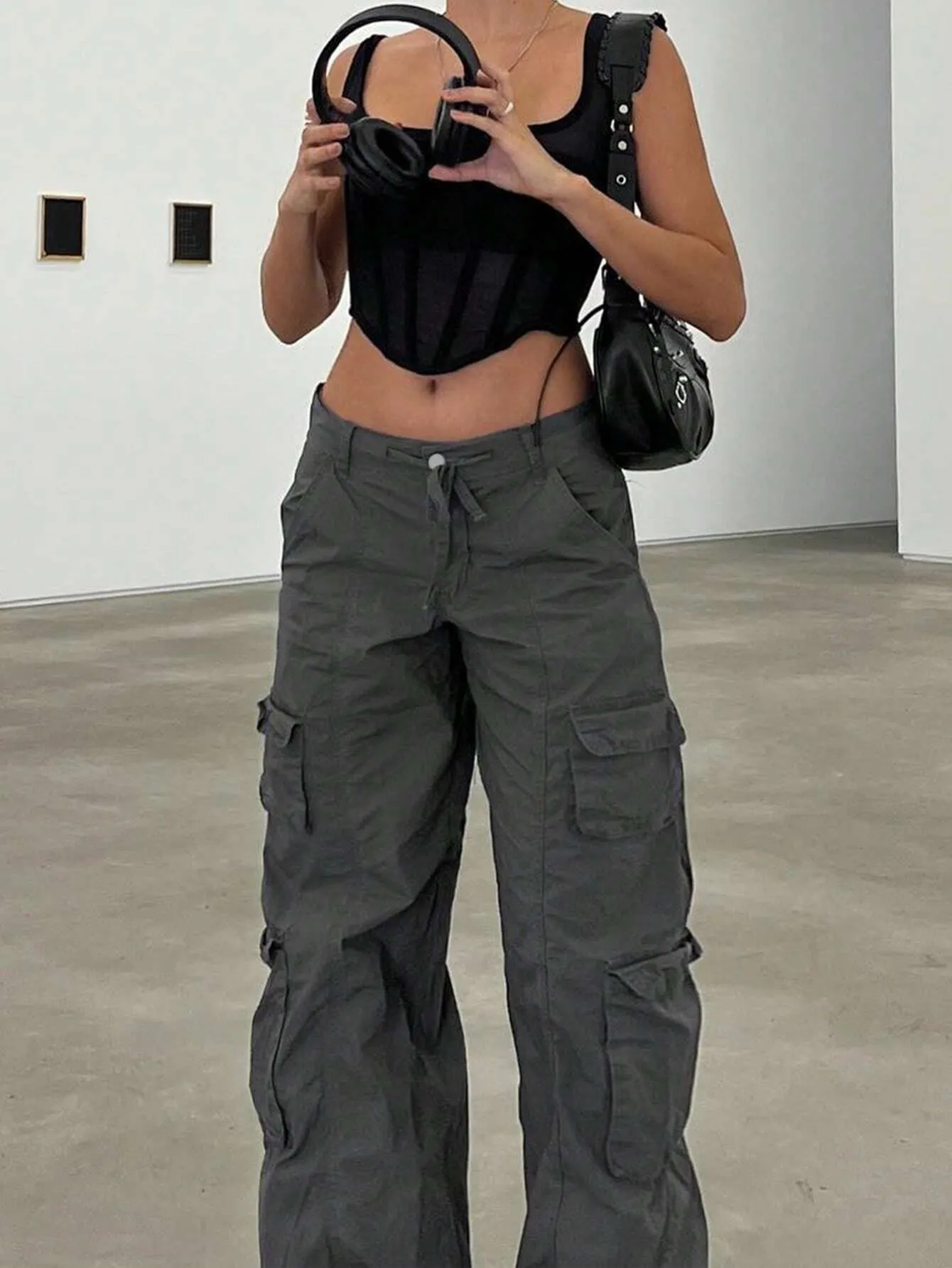 Flap Pocket Side Drawstring Cargo Pant