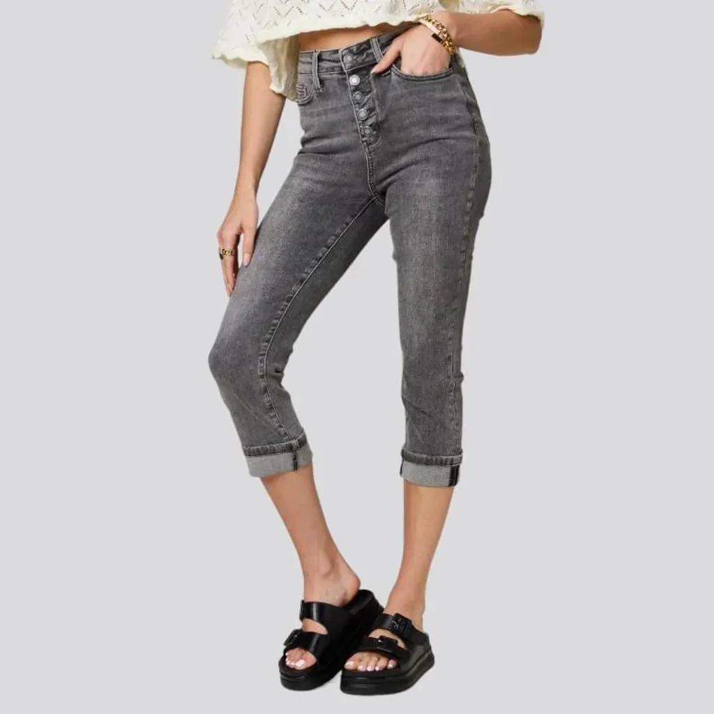 Folded-hem women's vintage jeans