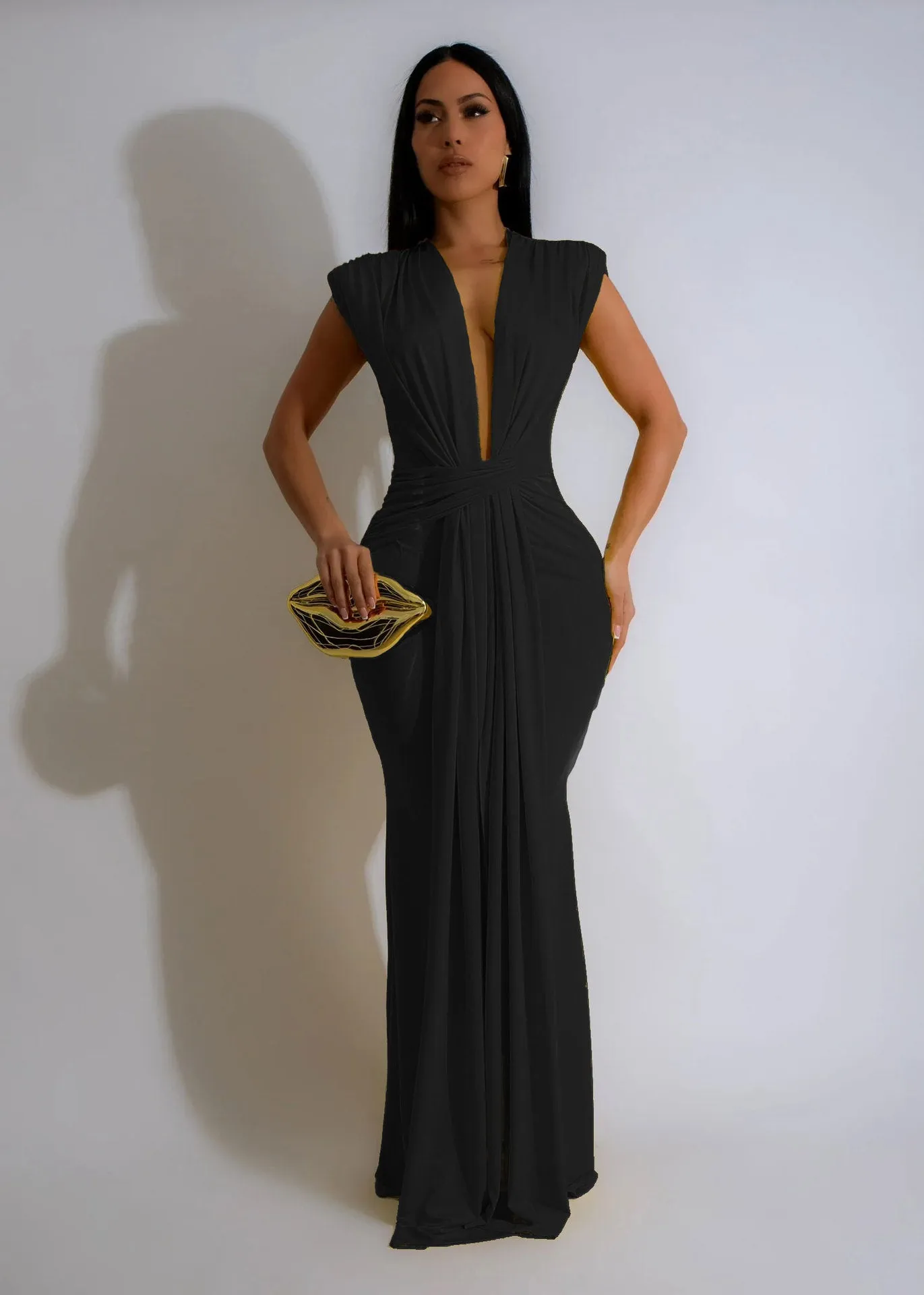 Isabelle – Elegant Ruched Bodycon Maxi Dress