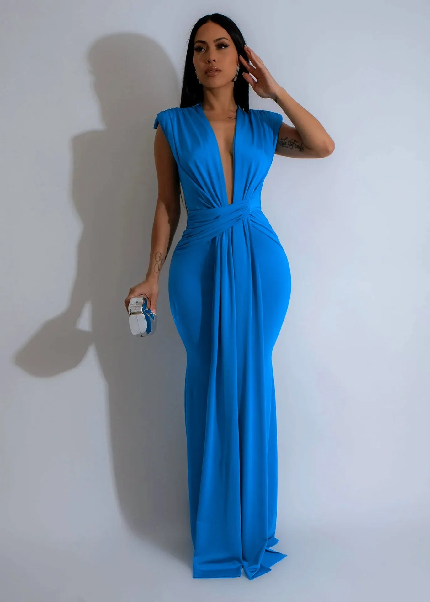 Isabelle – Elegant Ruched Bodycon Maxi Dress