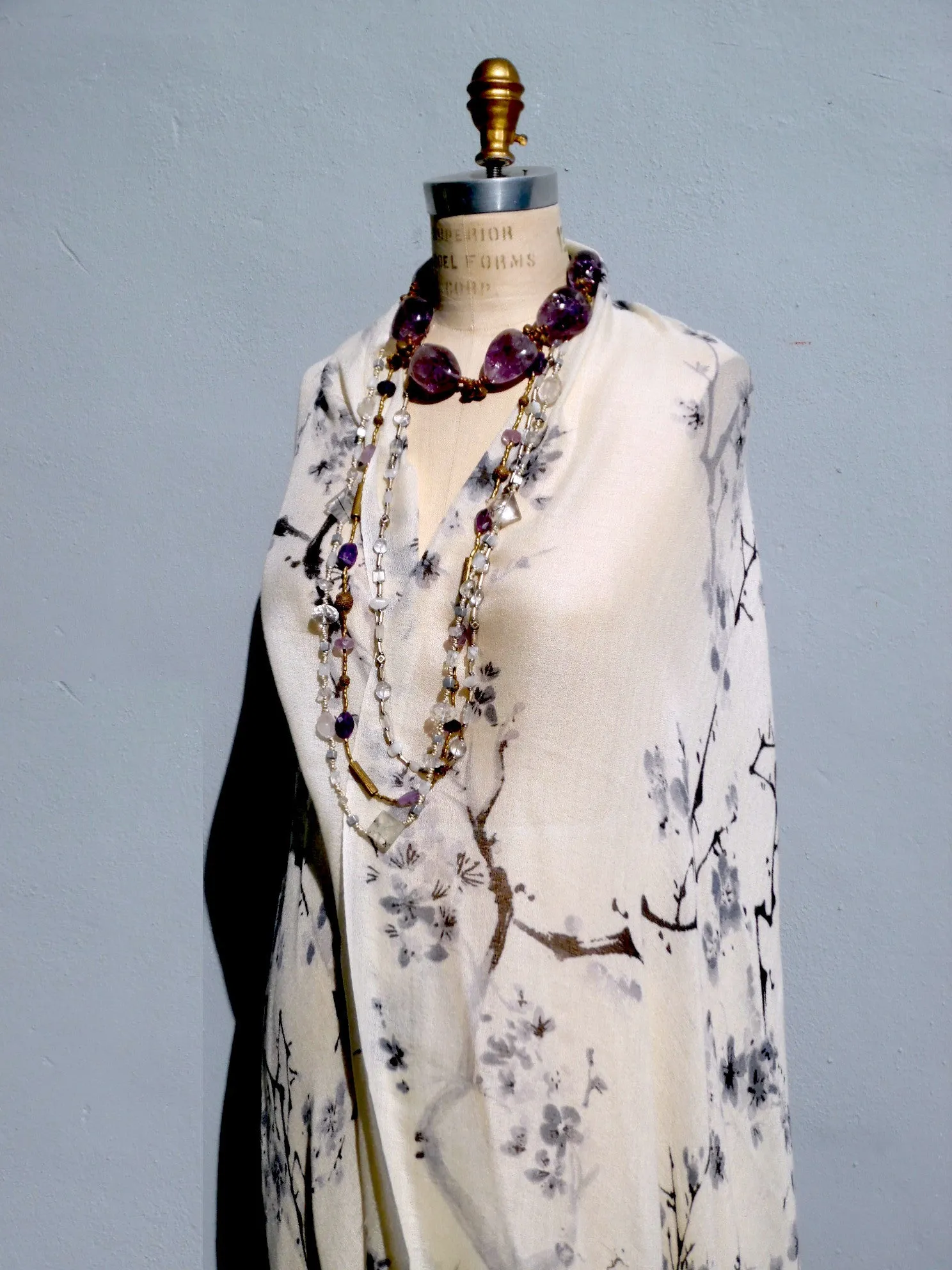 SHAWL SILK AND CASHMERE BLACK AND WHITE CHERRYBLOSSOM