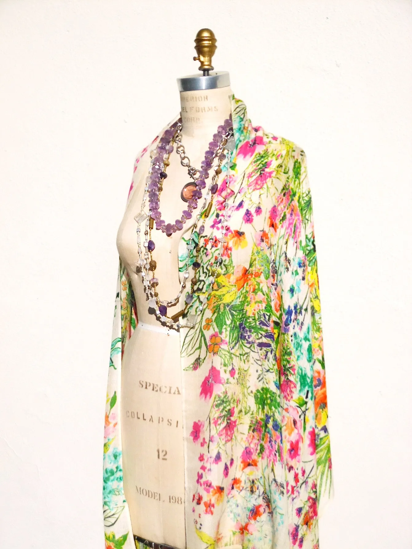 Shawl Silk And Cashmere Bright Floral