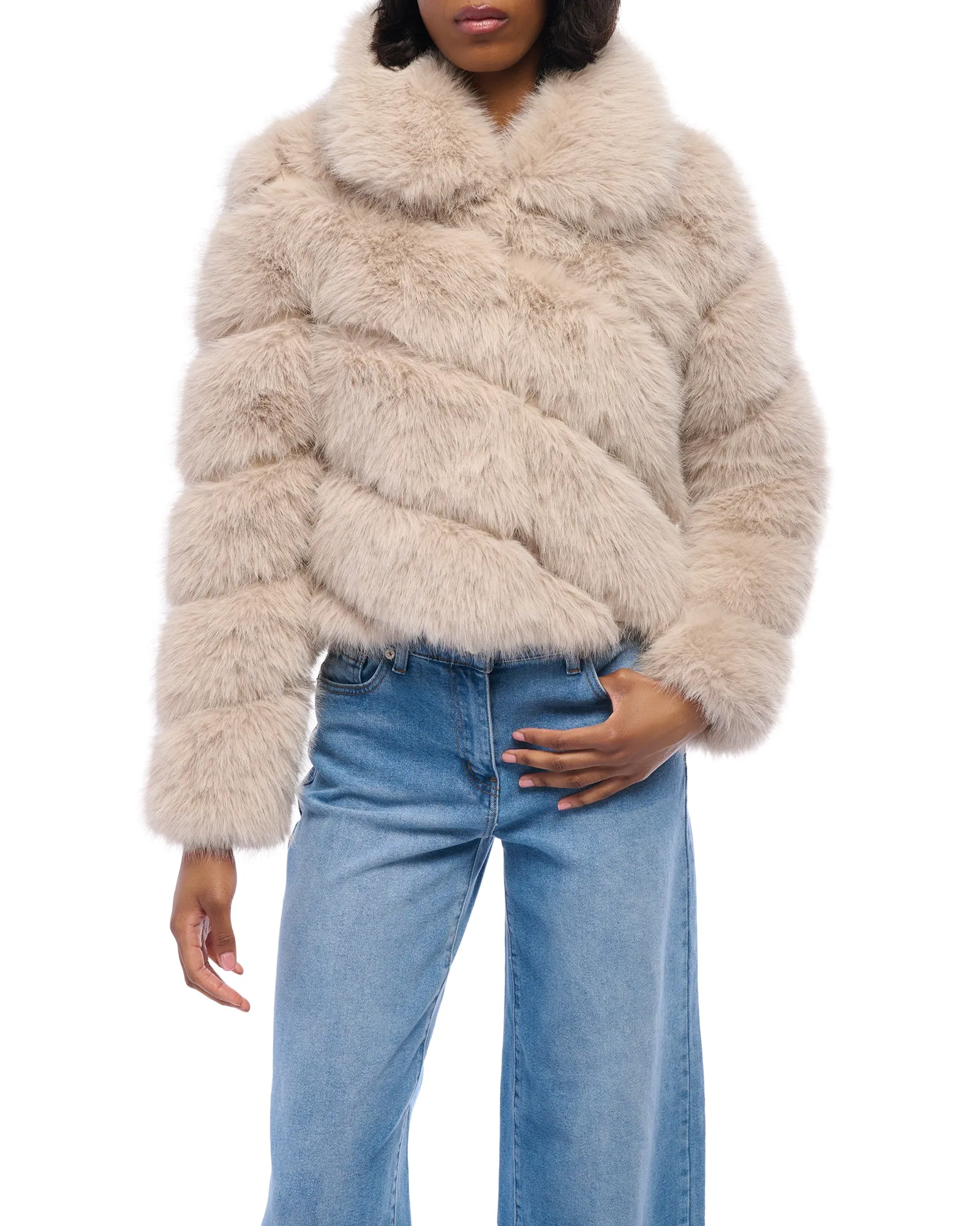 TUMI-BEIGE FAUX FUR JACKET