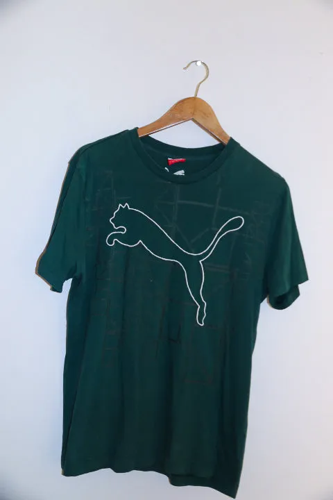 Vintage green puma logo crested in front medium mens tees