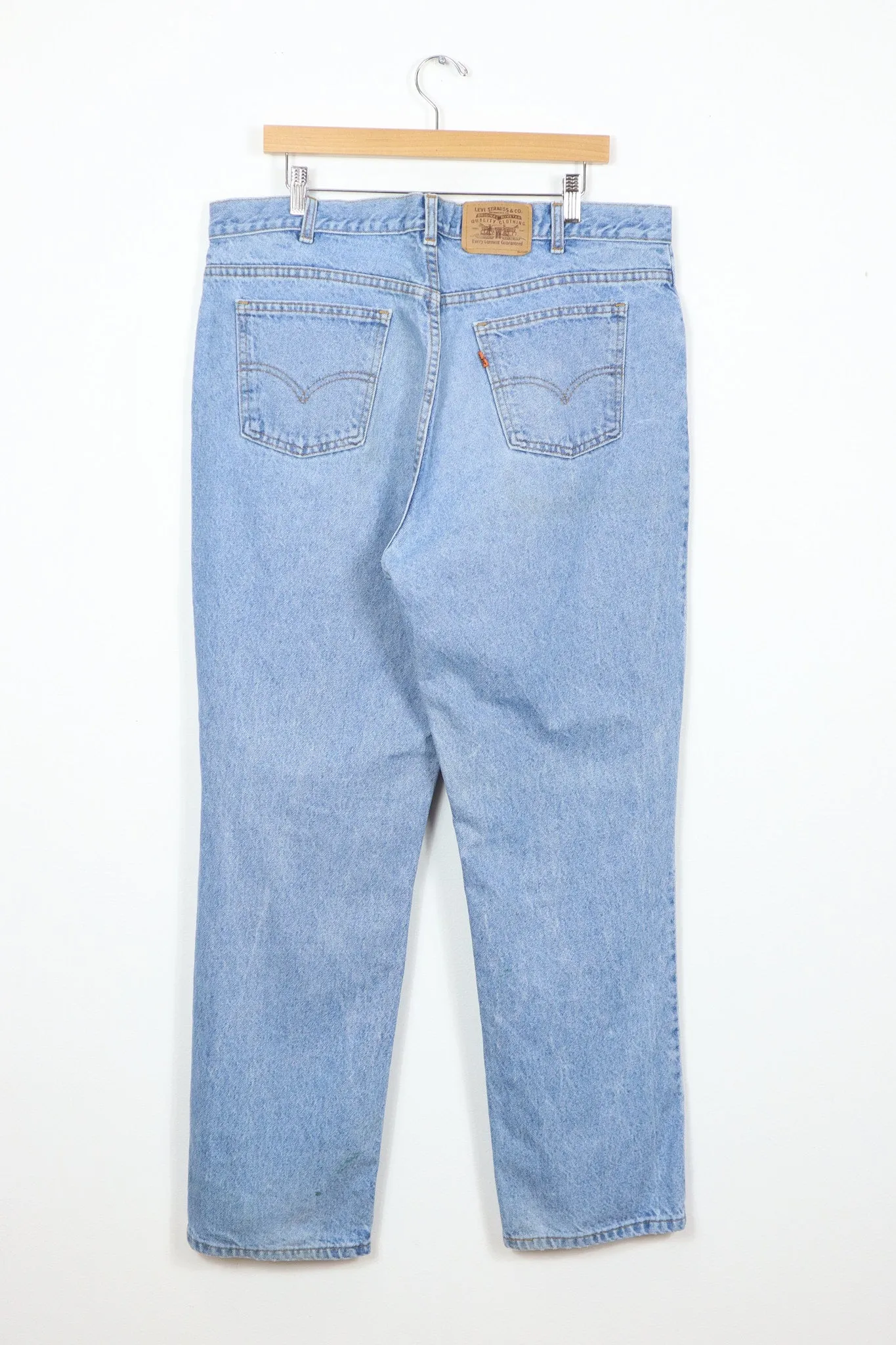 Vintage Levi's Orange Tab Relaxed Tapered Fit Jeans 02